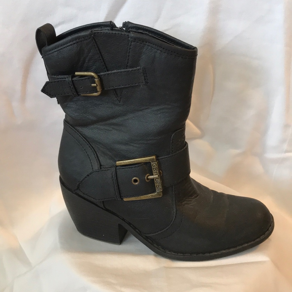 G BY GUESS ELEKTRA Booties
